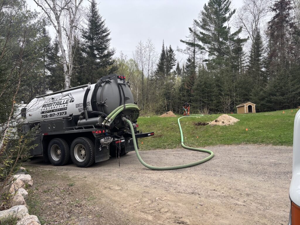 Robitaille_Contracting_Septic_Pumping_Services